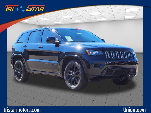 Pre Owned 2017 Jeep Grand Cherokee Altitude Sport Utility In Old Saybrook 1681 Old Saybrook Chrysler Dodge Jeep Ram